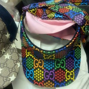 Gucci psychedelic visor